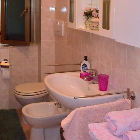 Гостевой дом La Casa Delle Rose With Air Conditioning 3*