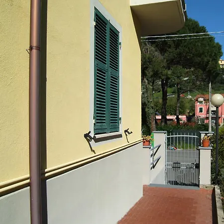 Gasthuis La Casa Delle Rose With Air Conditioning