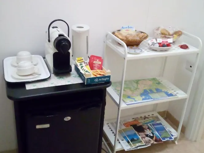 Pensionat La Casa Delle Rose With Air Conditioning 3*