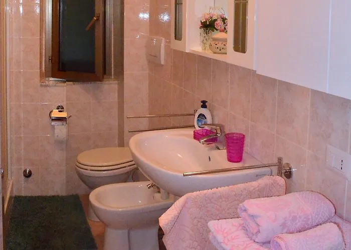 Pensionat La Casa Delle Rose With Air Conditioning 3*